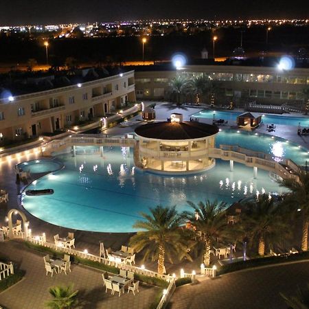 Al Salam Grand Hotel & Resort Al Buraimi Exteriör bild