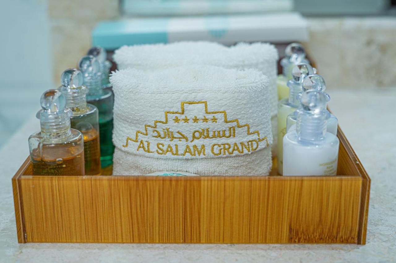 Al Salam Grand Hotel & Resort Al Buraimi Exteriör bild