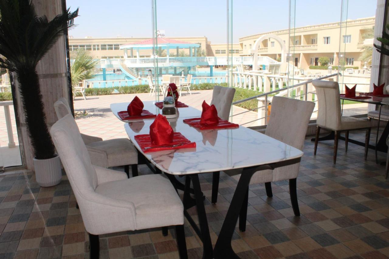 Al Salam Grand Hotel & Resort Al Buraimi Exteriör bild