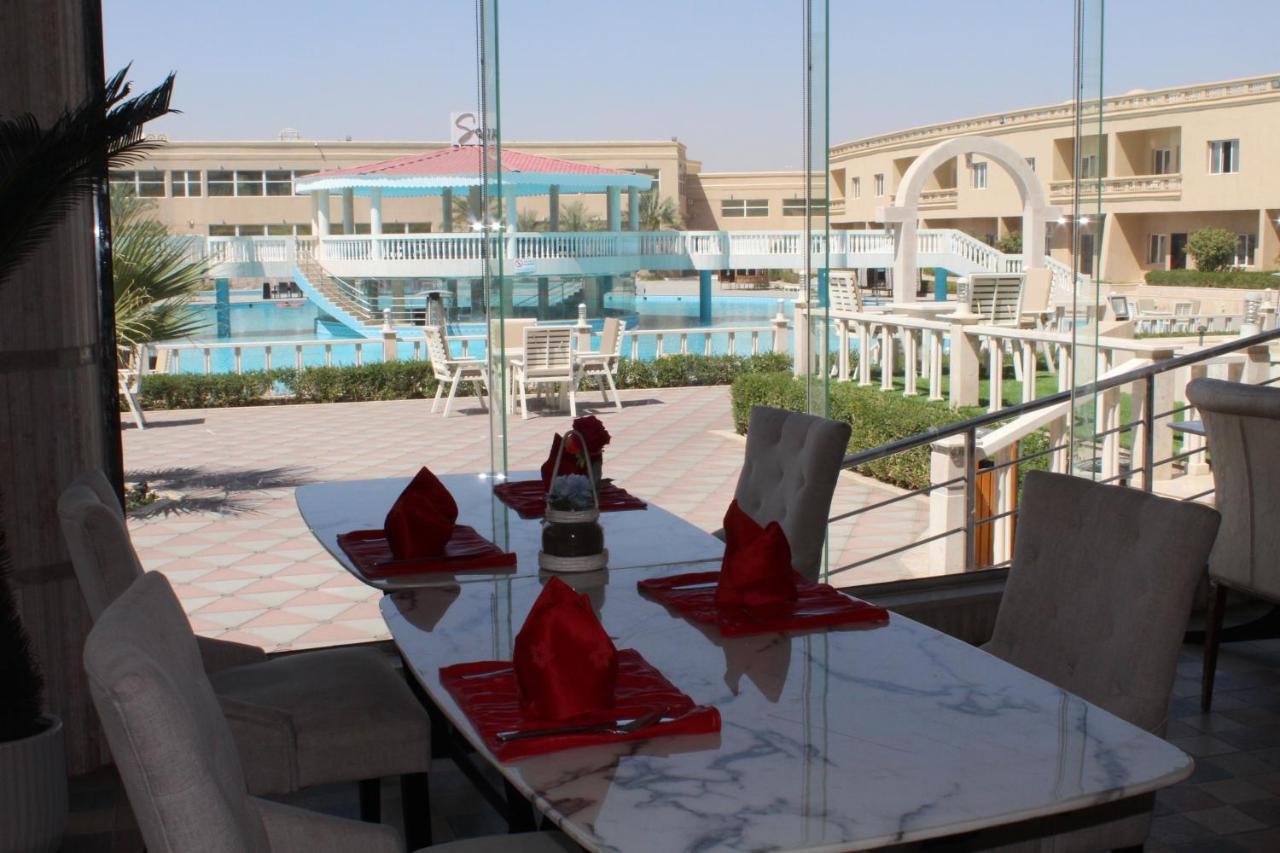 Al Salam Grand Hotel & Resort Al Buraimi Exteriör bild